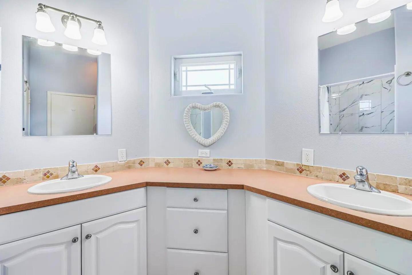 6Bdrm Beach Home - Oceanviews - Recently Renovated - Shared Pool & Hottub Port Aransas Buitenkant foto